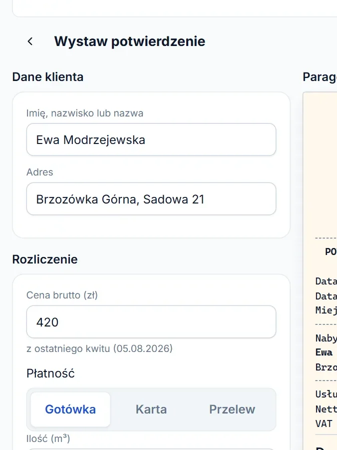 Formularz „Wystaw potwierdzenie” na tablecie: dane klienta wpisane z karty, cena, płatność, e-mail do kwitu, przycisk „Drukuj” i podgląd kwitu.
