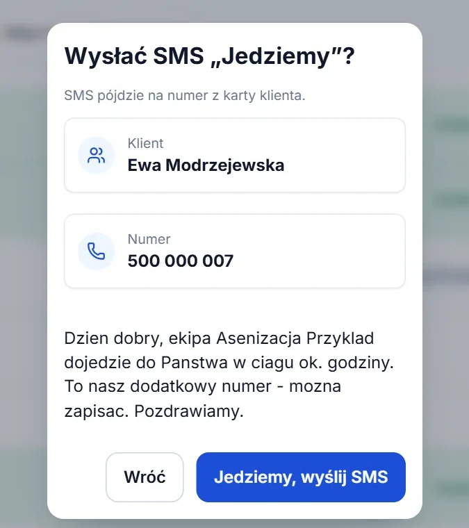Okno „Wysłać SMS »Jedziemy«?” na tablecie z klientem, numerem i treścią wiadomości.