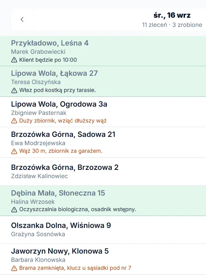 Cały dzień zleceń na tablecie ustawionym pionowo: WUKO, kamera u firmy, zlecenie bez ekipy i podsumowanie dnia.